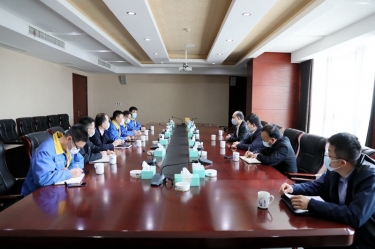 平湖市委书记仲旭东一行莅临888集团电子游戏(中国游)有限公司官网纸业调研企业疫情防控和复工复产工作
