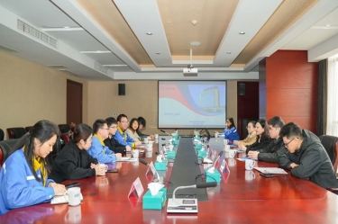 市委常委、宣传部部长沈志凤莅临888集团电子游戏(中国游)有限公司官网纸业慰问高端人才